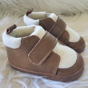 Numby Infant Brown Velcro Faux Leather Soft Shoes SZ 6-12M